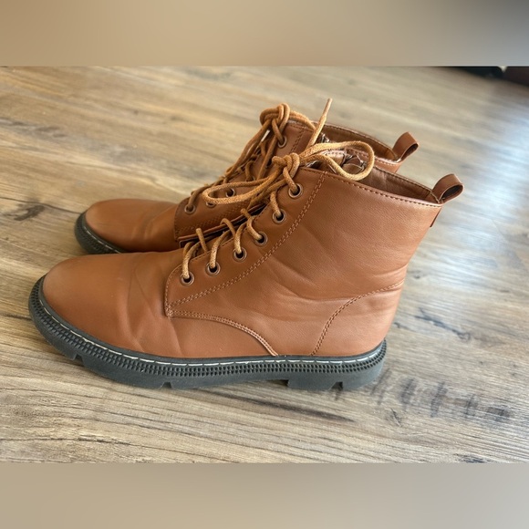 Boot Women - Picture 2 of 5